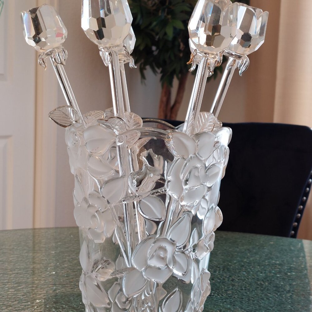 10" Mikasa Carmen style Vase